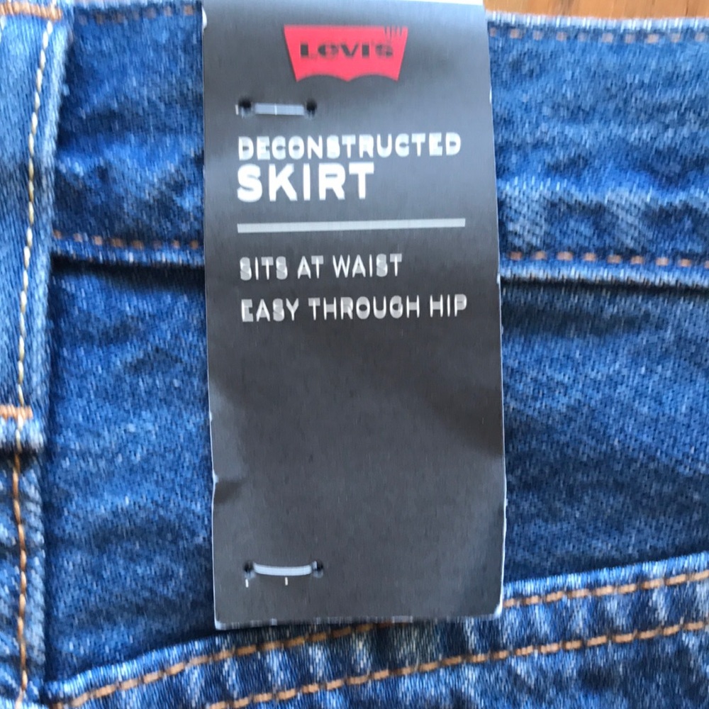 FINAL DAY! Levi’s NWT Deconstructed Mini Skirt - Picture 6 of 7